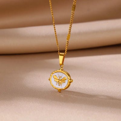 Oval Bear Pendant Necklaces for Women