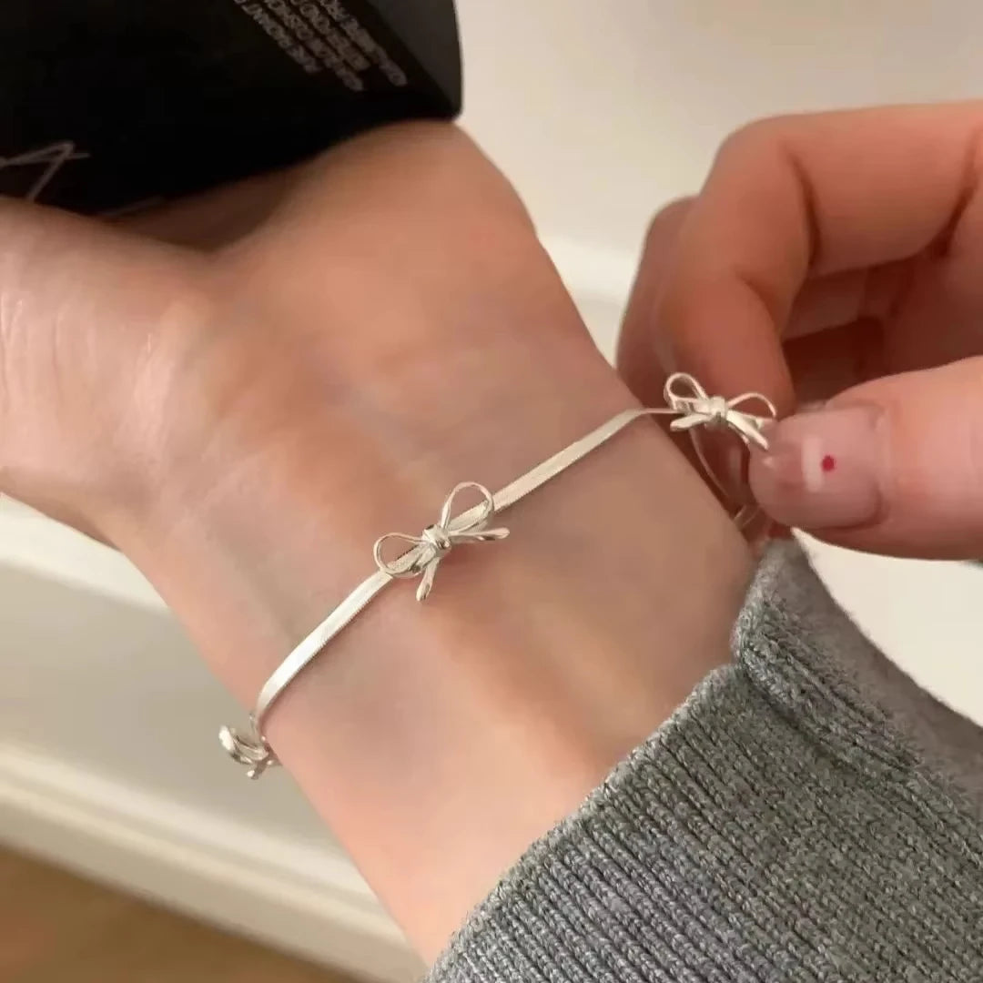 Silver Color Bow bracelet