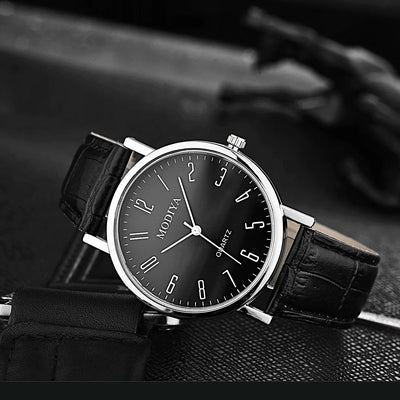 Casual Round Dial Watch Leather Strap Quartz Wristwatches