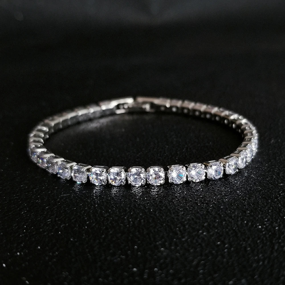New Luxury Silver Color on Hand 4MM 17CM