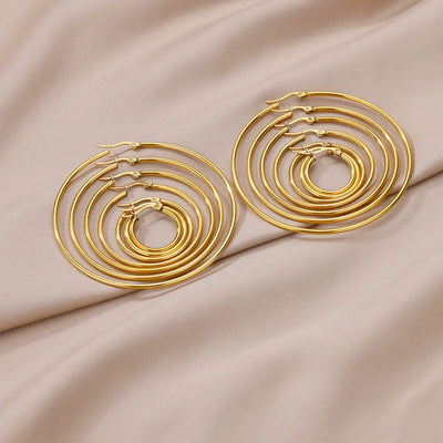 Circle earrings